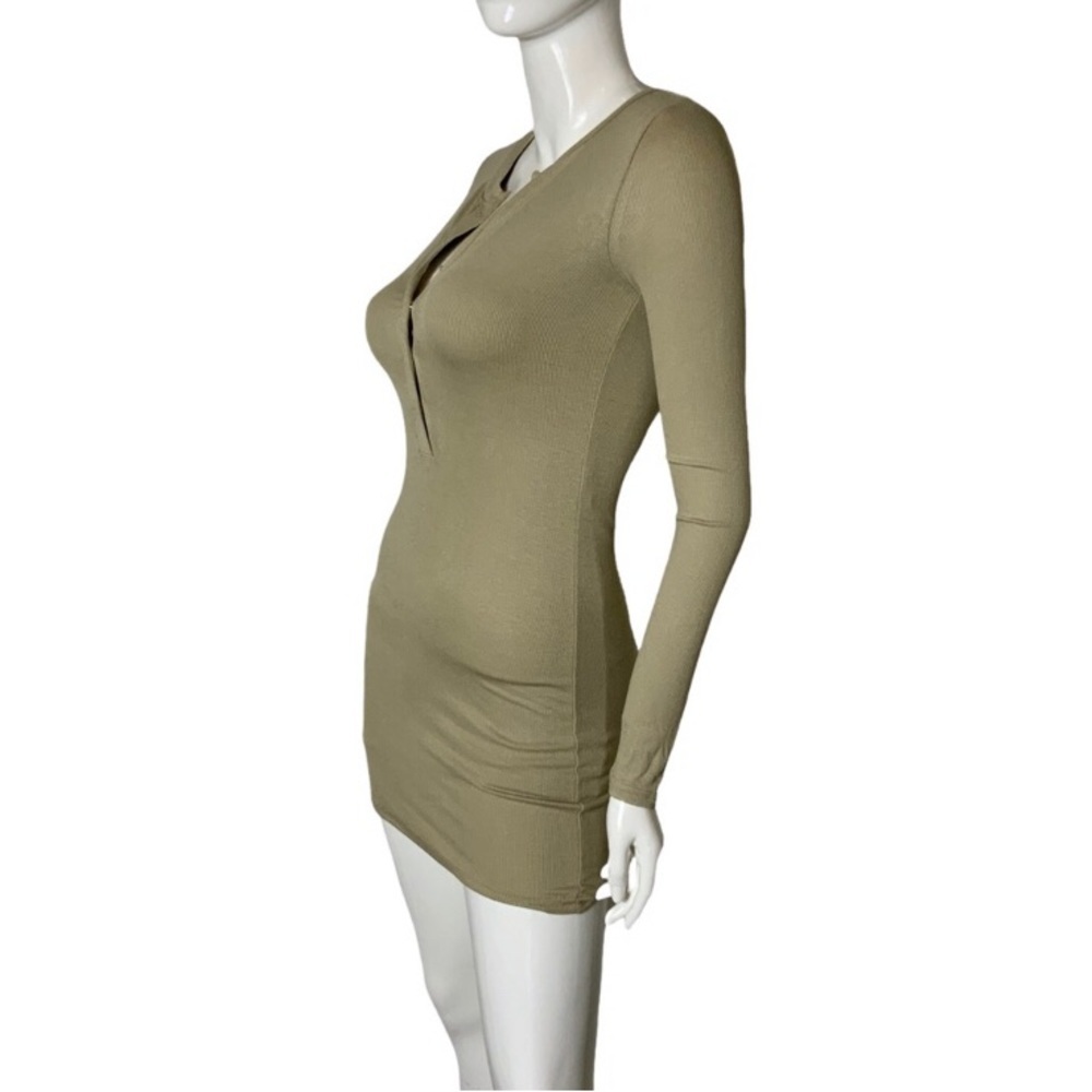 Olivaceous Henley dress Small - Picture 2 of 3